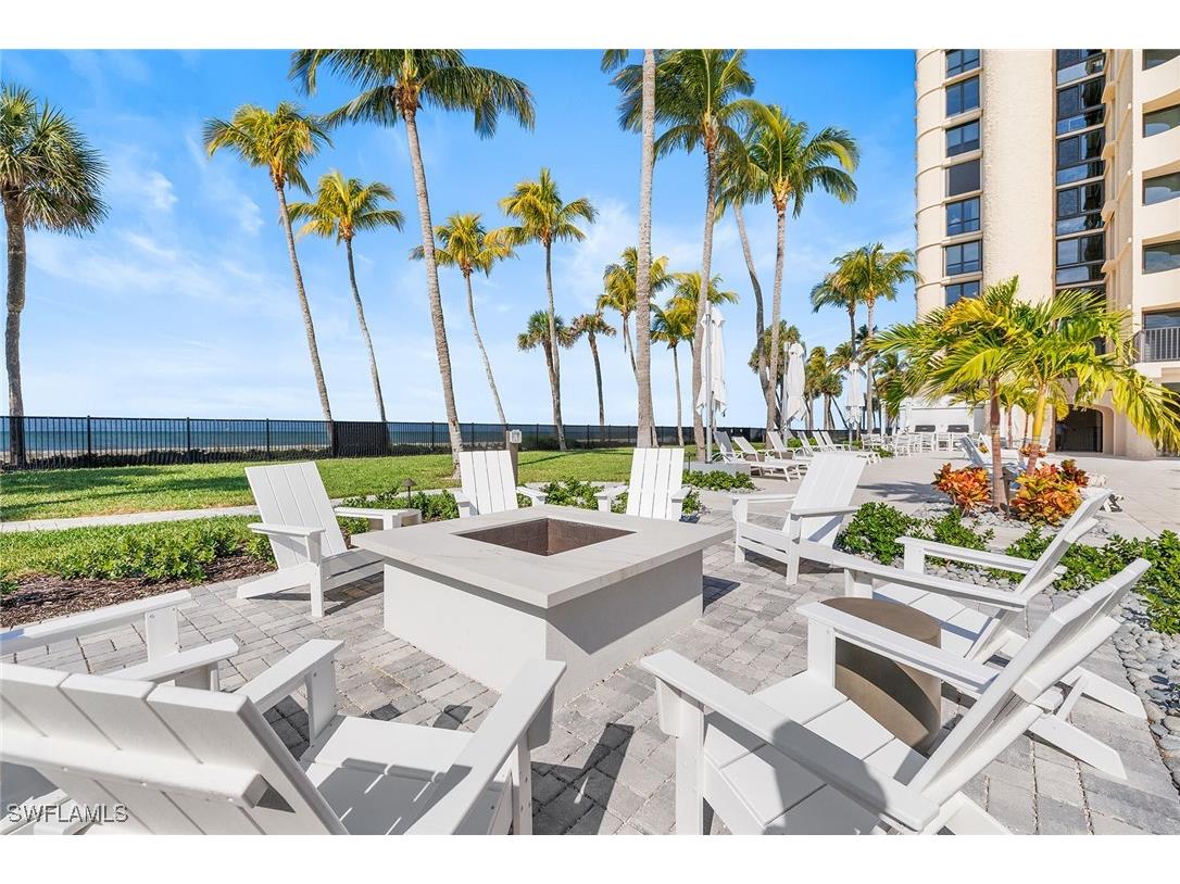 4001 Gulf Shore Boulevard N #1205 Naples FL 34103 226002306 image34