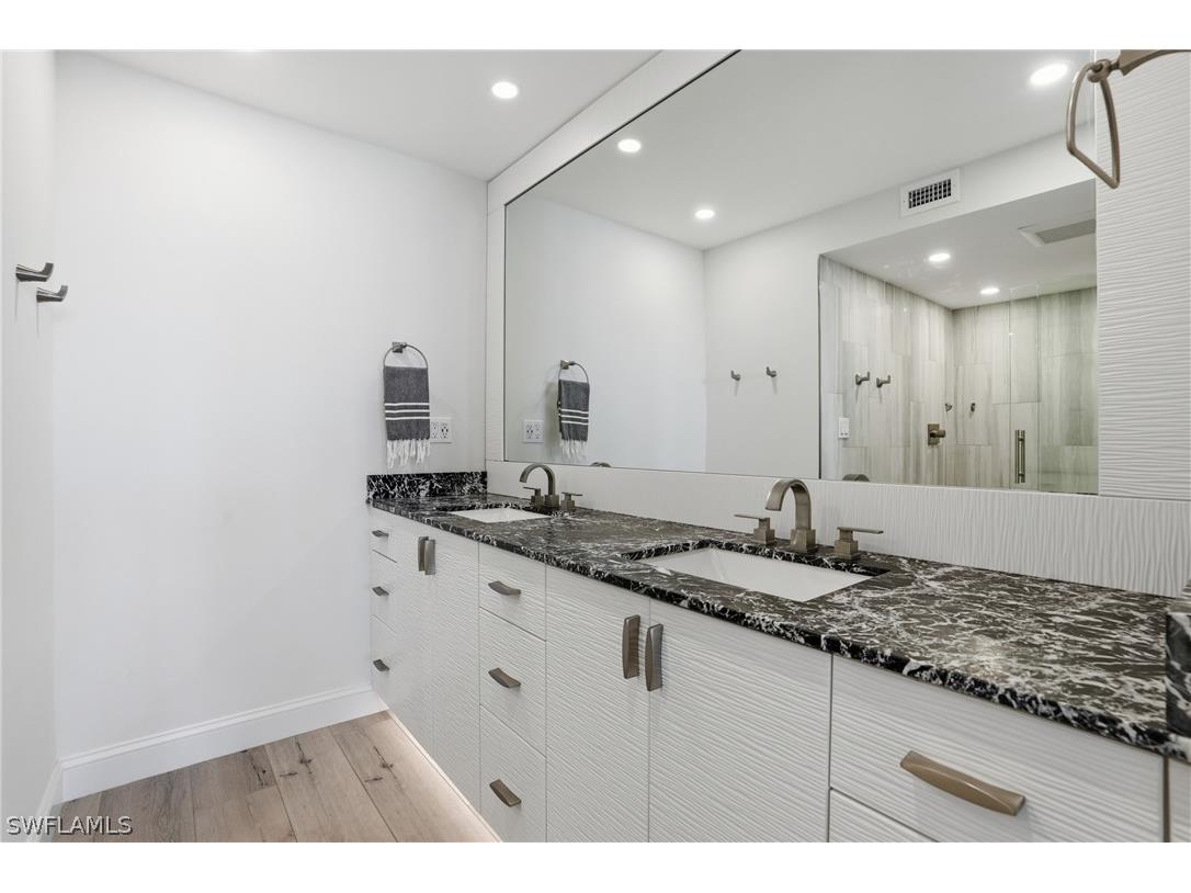 4001 Gulf Shore Boulevard N #1407 Naples FL 34103 226011033 image21