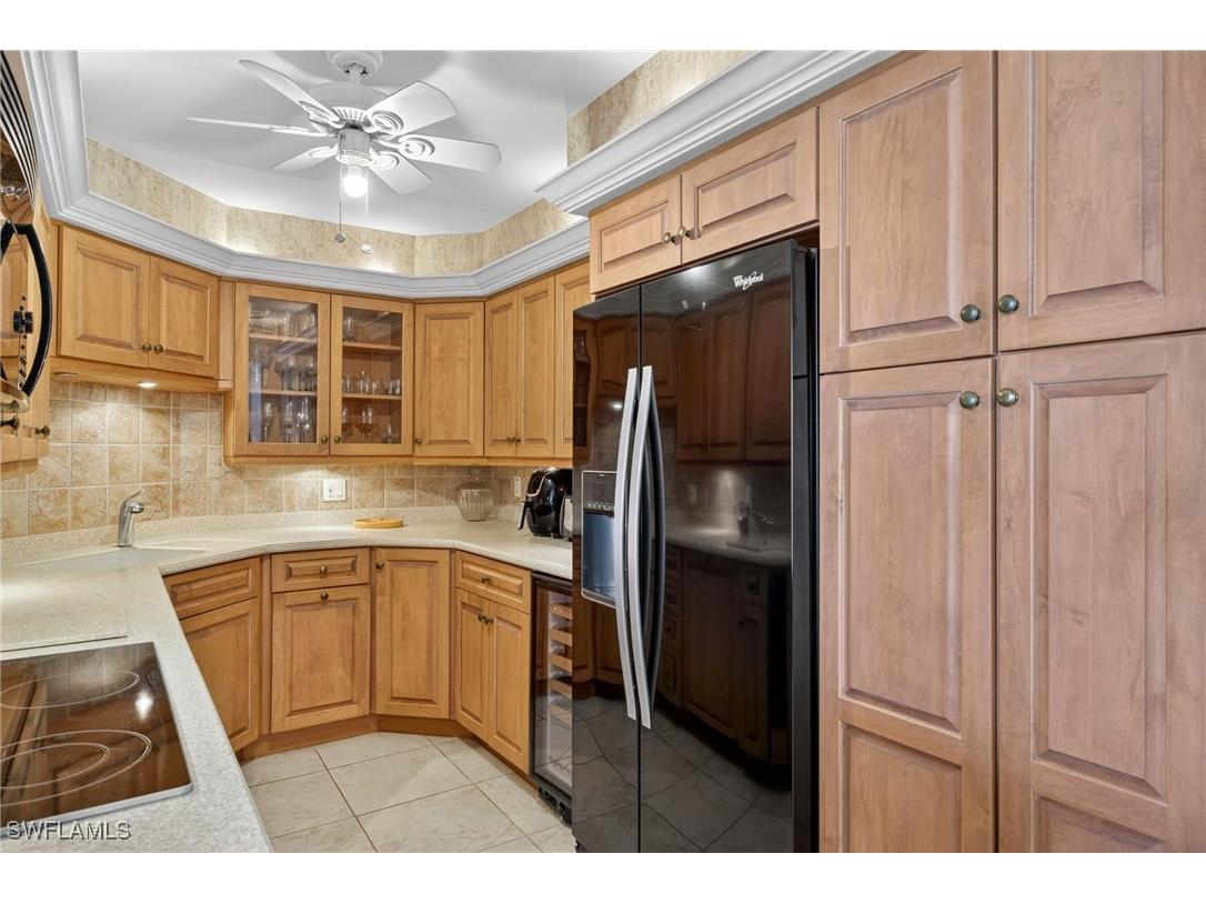 4001 Gulf Shore Boulevard N #303 Naples FL 34103 225066140 image11