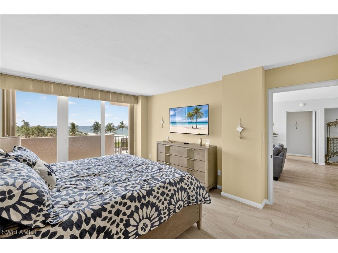 4001 Gulf Shore Boulevard N #303 Naples FL 34103 225066140 image14