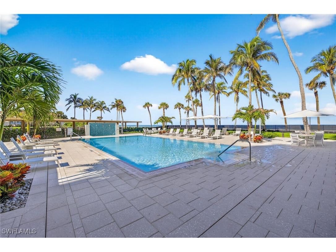 4001 Gulf Shore Boulevard N #303 Naples FL 34103 225066140 image25