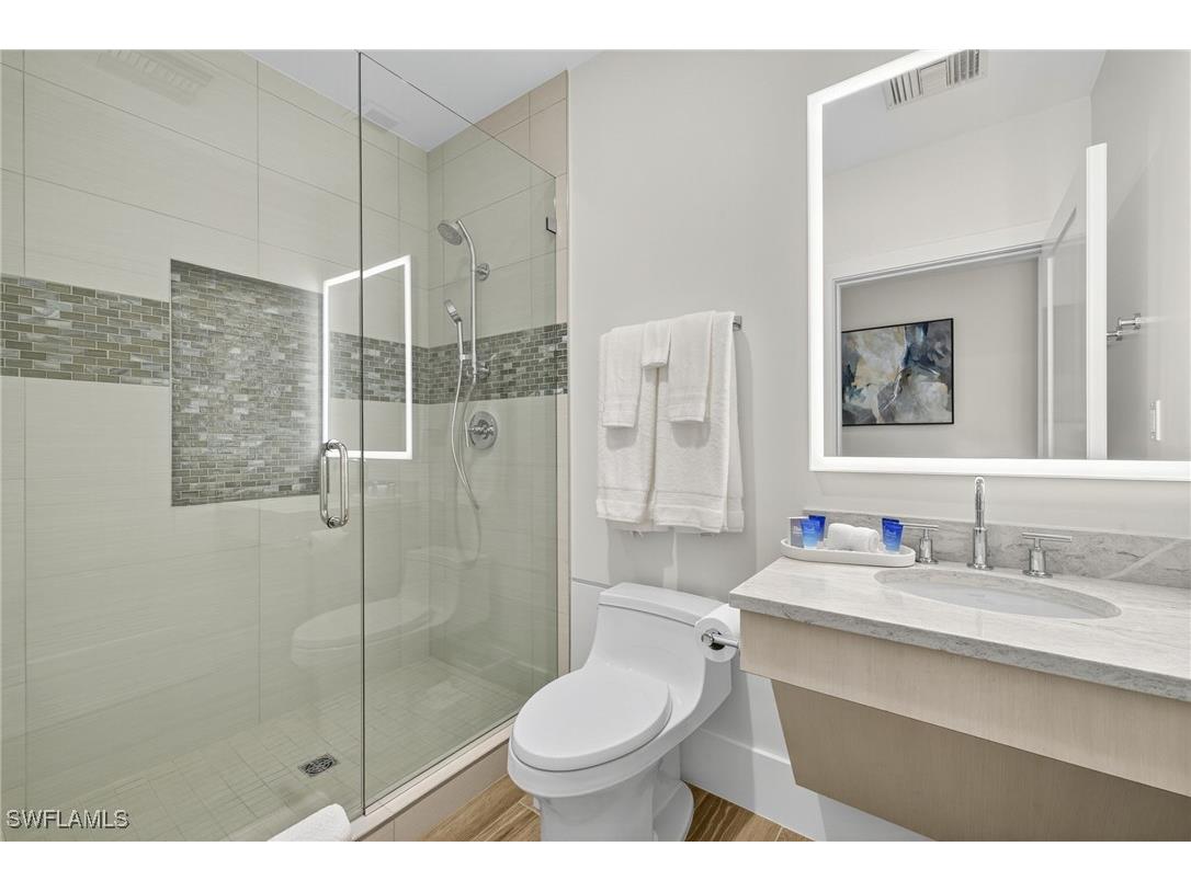 4001 Gulf Shore Boulevard N #303 Naples FL 34103 225066140 image34