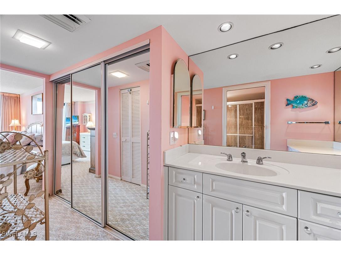 4001 Gulf Shore Boulevard N #505 Naples FL 34103 225037967 image11