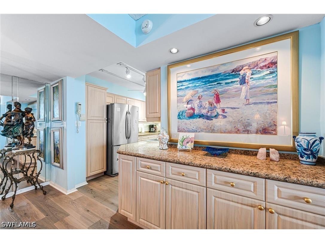 4001 Gulf Shore Boulevard N #505 Naples FL 34103 226017427 image6