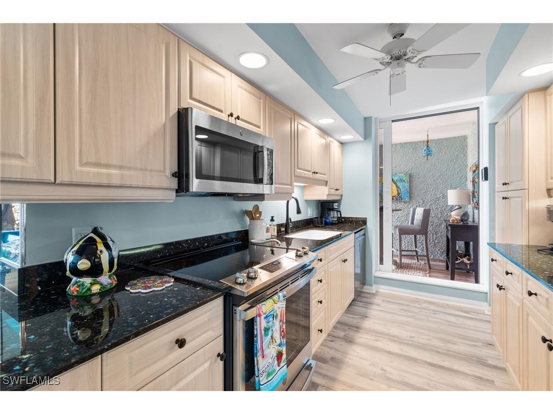 4001 Gulf Shore Boulevard N #507 Naples FL 34103 225034079 image13