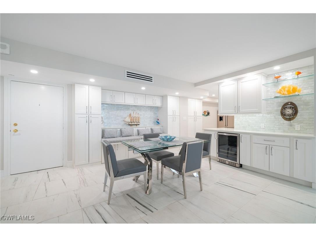 4001 Gulf Shore Boulevard N #702 Naples FL 34103 225061451 image10