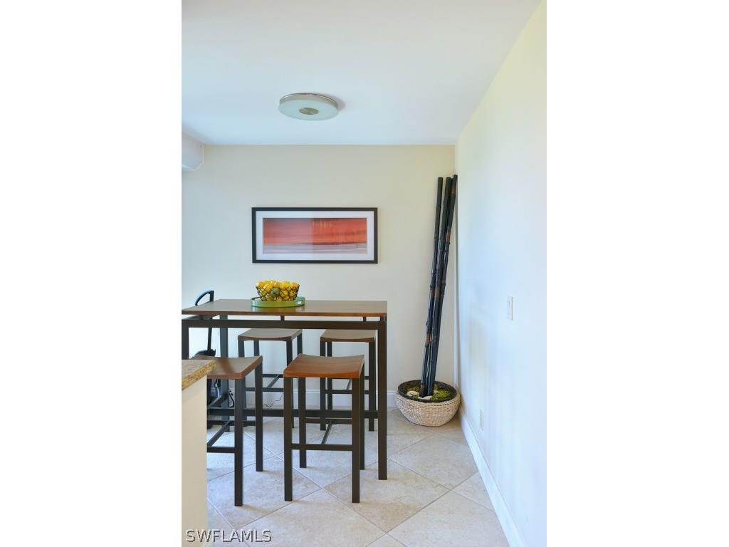 4001 Gulf Shore Boulevard N #707 Naples FL 34103 226010387 image12