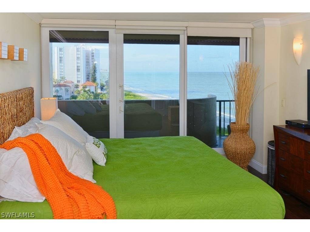 4001 Gulf Shore Boulevard N #707 Naples FL 34103 226010387 image15