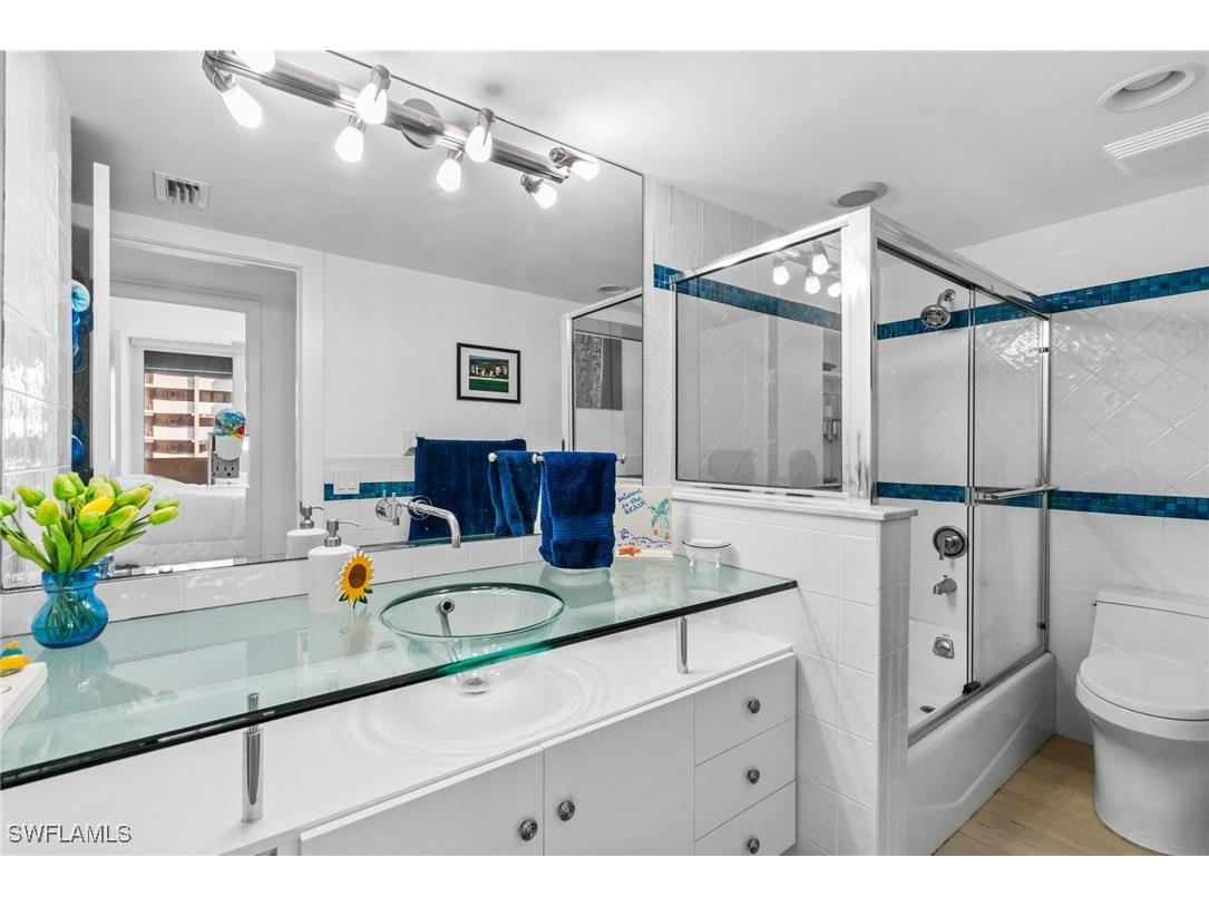 4001 Gulf Shore Boulevard N #802 Naples FL 34103 225030935 image15