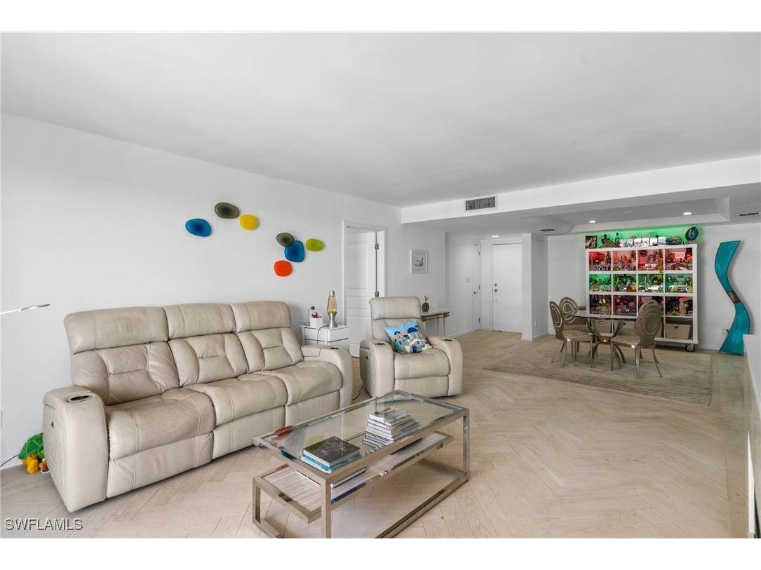 4001 Gulf Shore Boulevard N #802 Naples FL 34103 225030935 image8