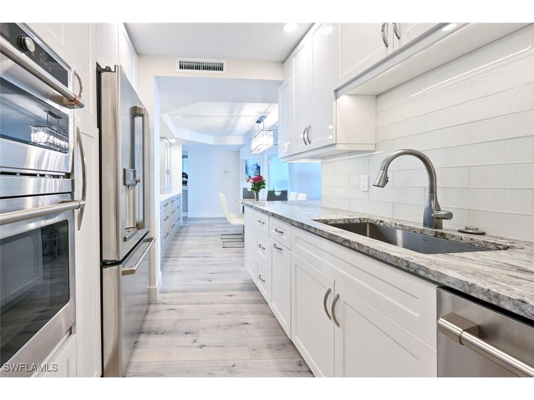 4001 Gulf Shore Boulevard N #803 Naples FL 34103 225071692 image12