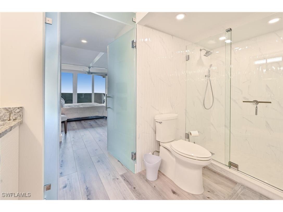 4001 Gulf Shore Boulevard N #803 Naples FL 34103 225071692 image17