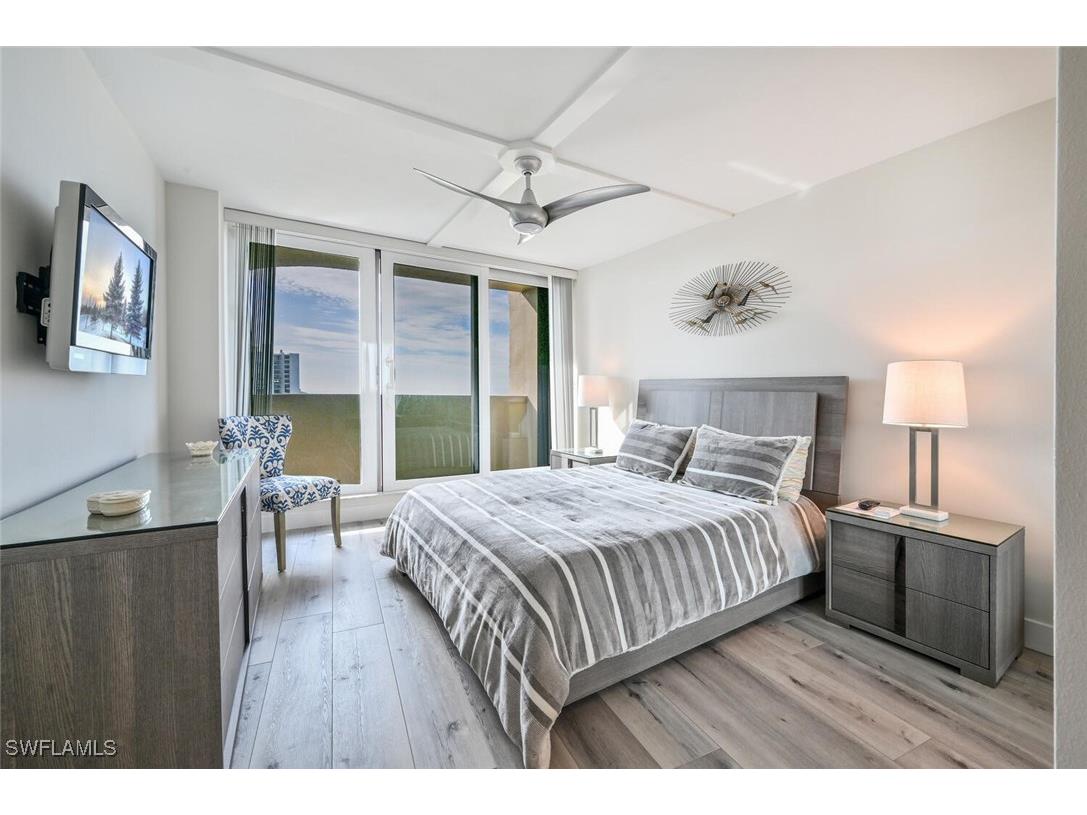 4001 Gulf Shore Boulevard N #803 Naples FL 34103 225071692 image18