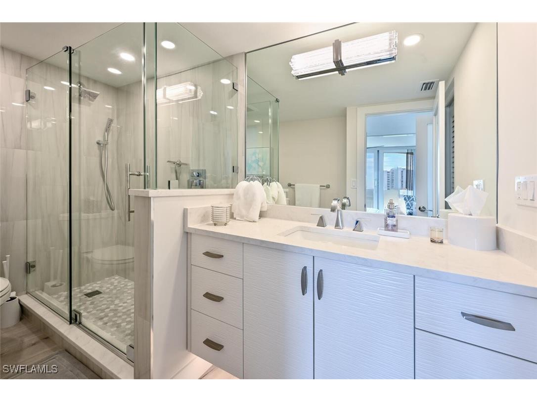 4001 Gulf Shore Boulevard N #803 Naples FL 34103 225071692 image20