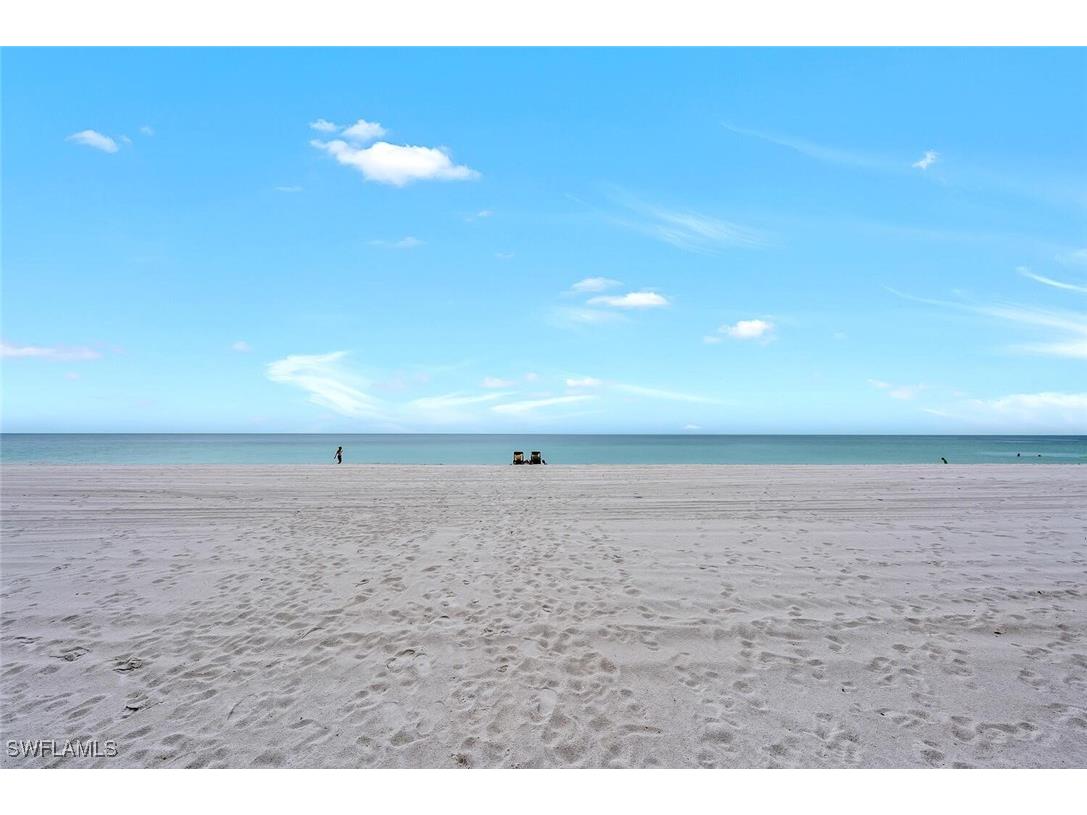 4001 Gulf Shore Boulevard N #803 Naples FL 34103 225071692 image40