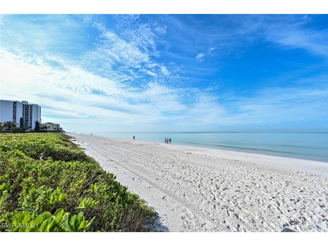 4001 Gulf Shore Boulevard N #803 Naples FL 34103 225071692 image43