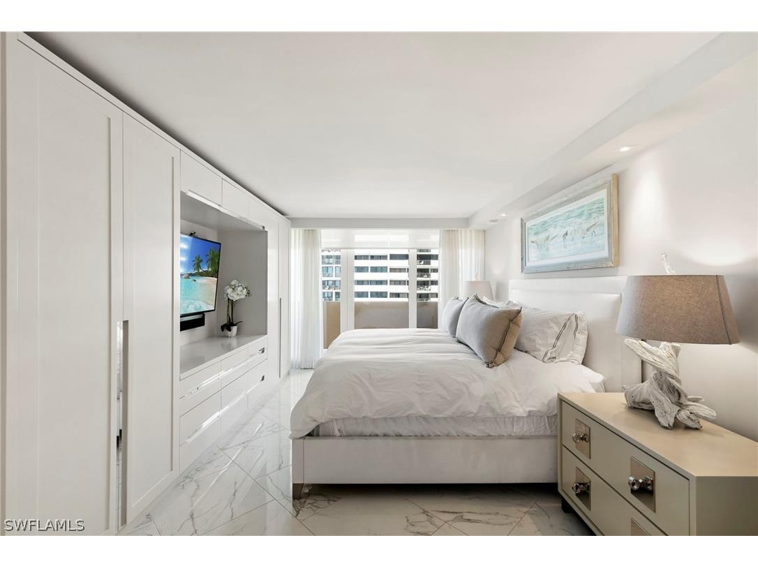 4001 Gulf Shore Boulevard N #806 Naples FL 34103 226009283 image13