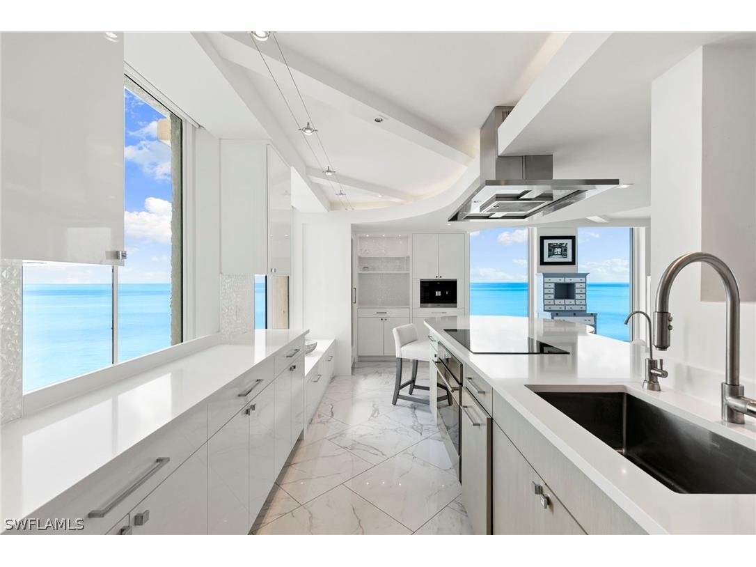 4001 Gulf Shore Boulevard N #806 Naples FL 34103 226009283 image4