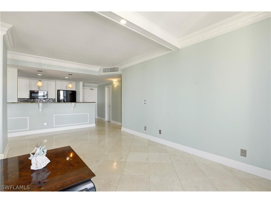 4001 Gulf Shore Boulevard N #PH8 Naples FL 34103 226011316 image10