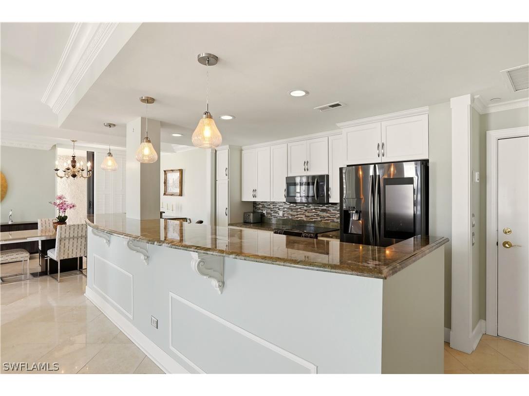 4001 Gulf Shore Boulevard N #PH8 Naples FL 34103 226011316 image17