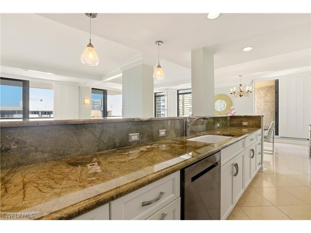 4001 Gulf Shore Boulevard N #PH8 Naples FL 34103 226011316 image22