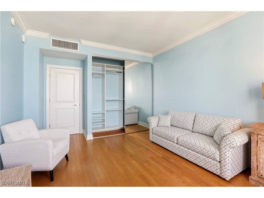 4001 Gulf Shore Boulevard N #PH8 Naples FL 34103 226011316 image31