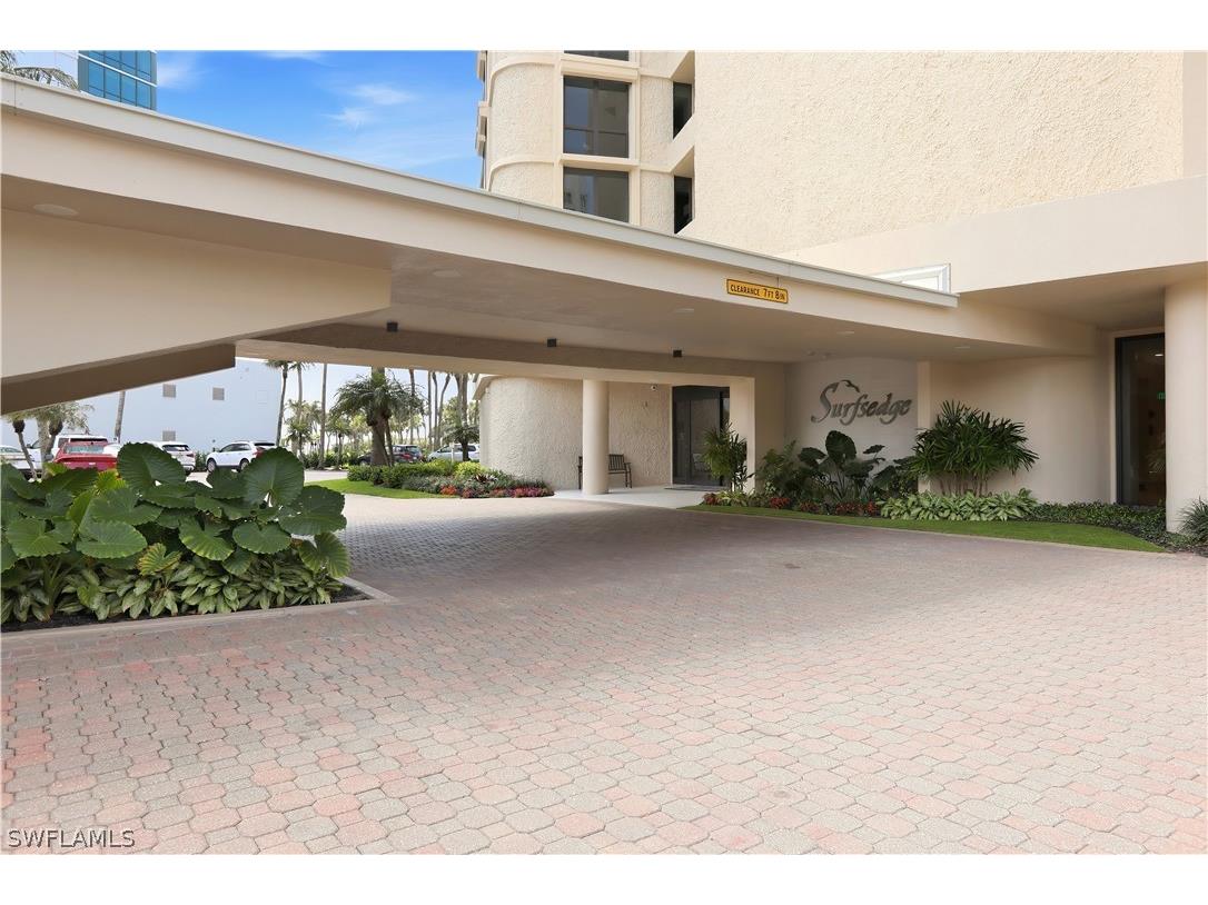 4001 Gulf Shore Boulevard N #PH8 Naples FL 34103 226011316 image36