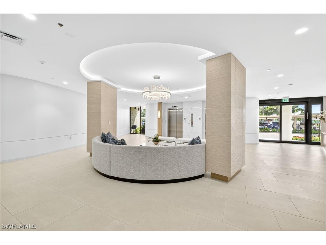 4001 Gulf Shore Boulevard N #PH8 Naples FL 34103 226011316 image38