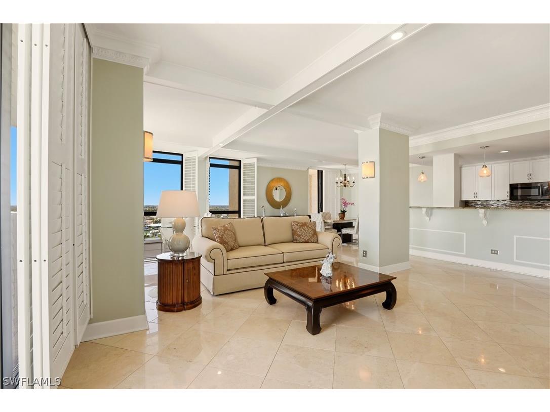 4001 Gulf Shore Boulevard N #PH8 Naples FL 34103 226011316 image8