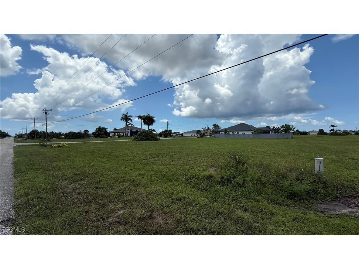 4001 NW 36th Lane Cape Coral FL 33993 2025005732 image4