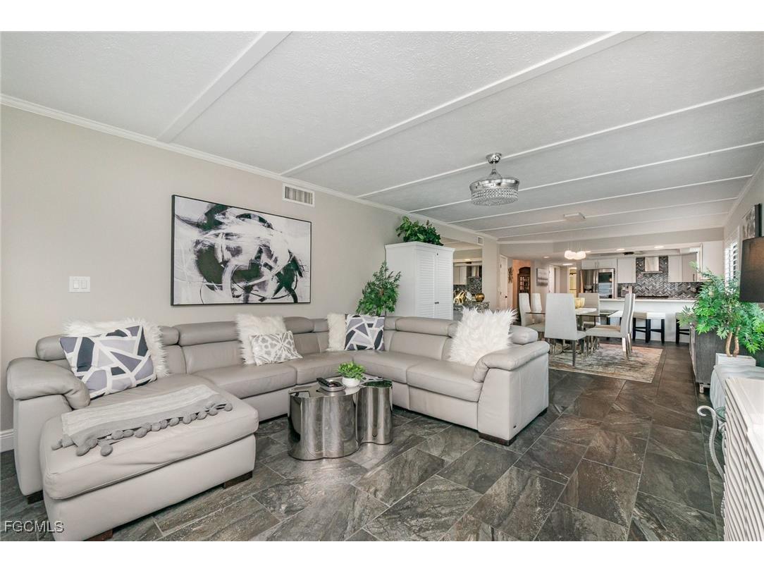 4001 SE 19th Place #B1 Cape Coral FL 33904 2026001335 image19