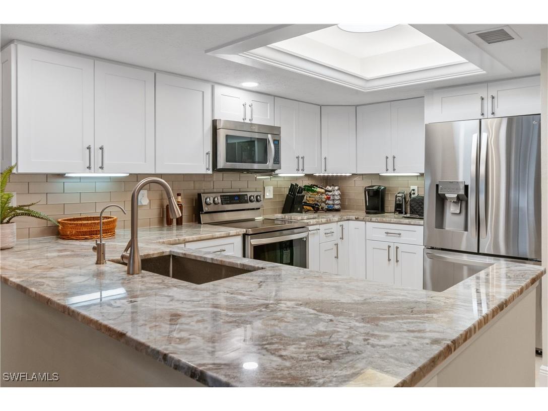 4001 SE 19th Place #2 Cape Coral FL 33904 226003269 image7