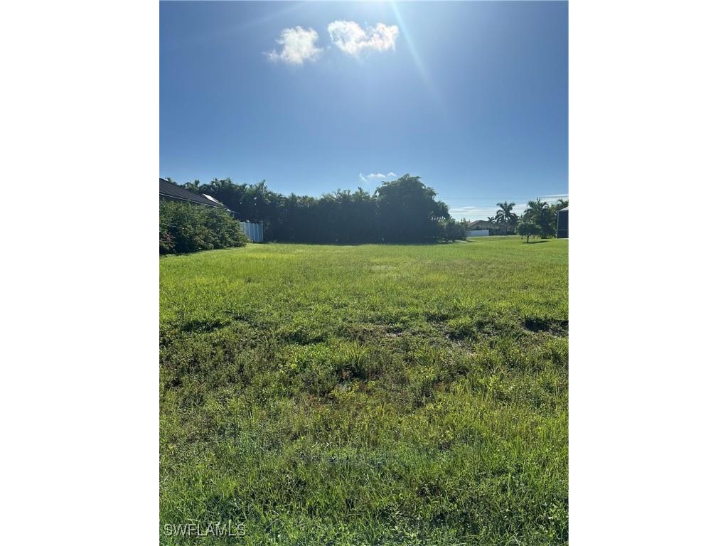 4001 SW 25th Place Cape Coral FL 33914 224070082 image1