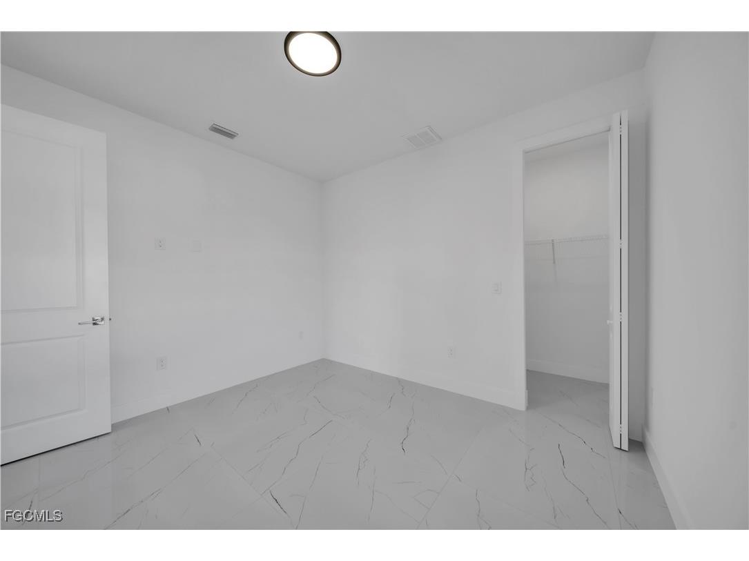 4002 E 9th Street Lehigh Acres FL 33972 2025012507 image14