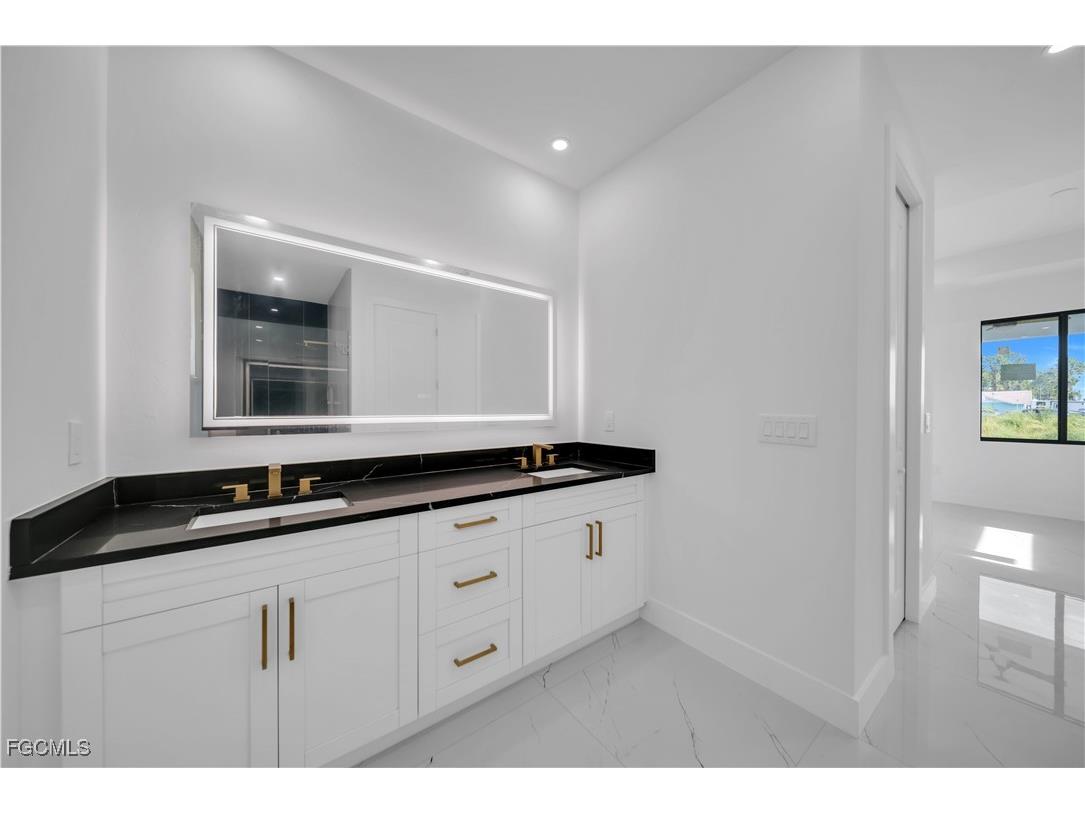 4002 E 9th Street Lehigh Acres FL 33972 2025012507 image26