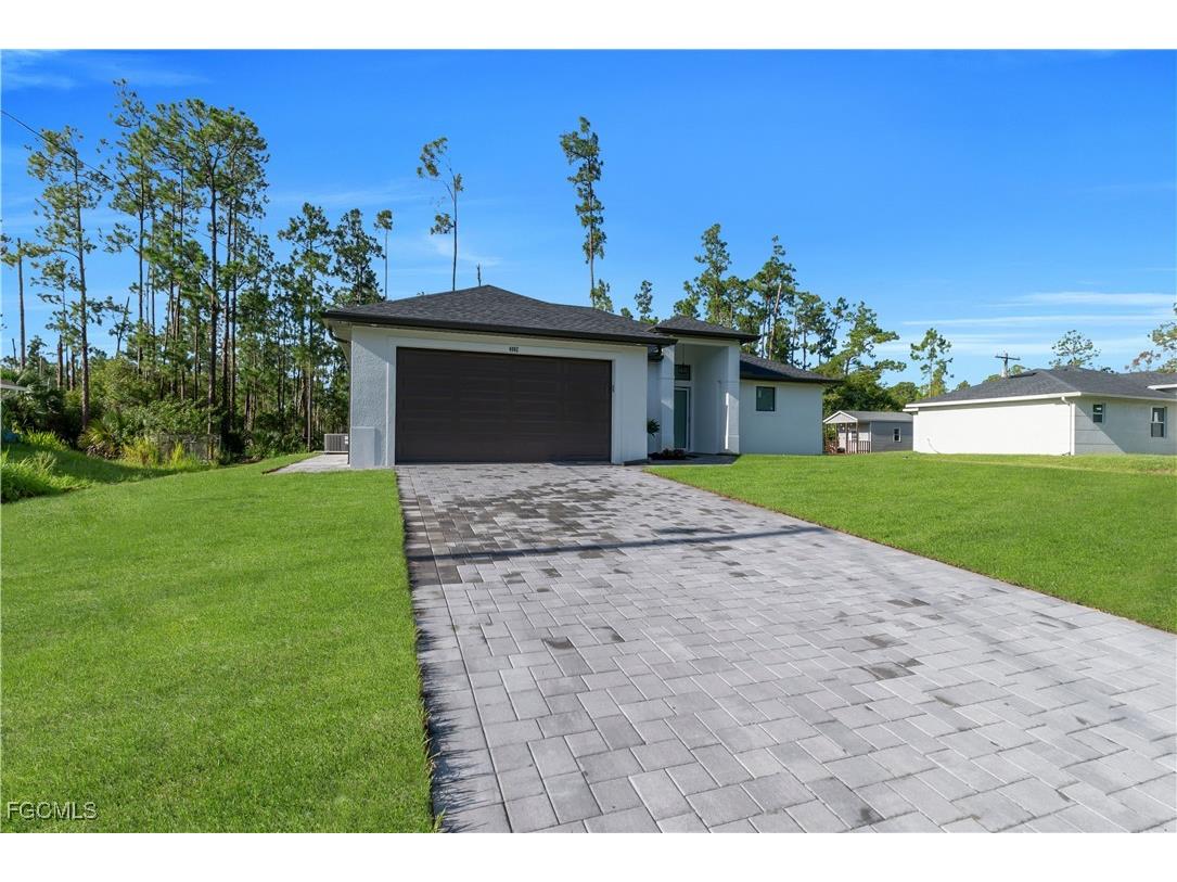 4002 E 9th Street Lehigh Acres FL 33972 2025012507 image5