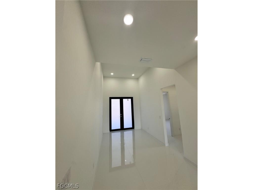 4002 NW 38th Street Cape Coral FL 33993 2025016749 image18