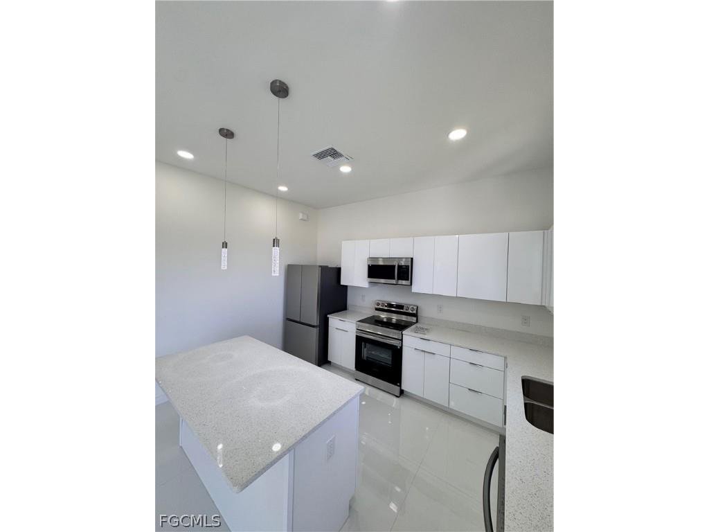 4002 NW 38th Street Cape Coral FL 33993 2025016749 image28