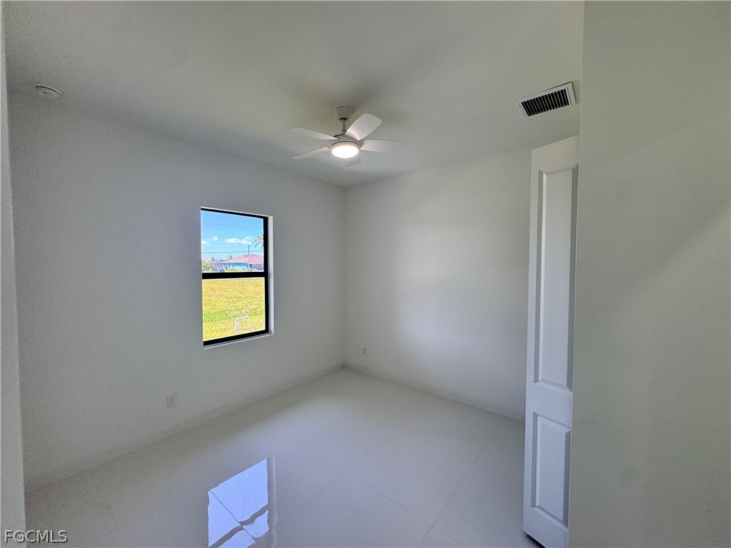 4002 NW 38th Street Cape Coral FL 33993 2025016749 image29