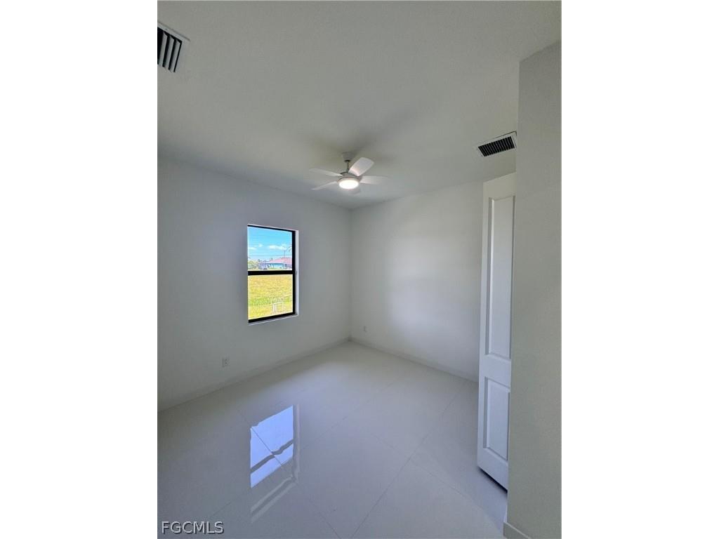 4002 NW 38th Street Cape Coral FL 33993 2025016749 image30