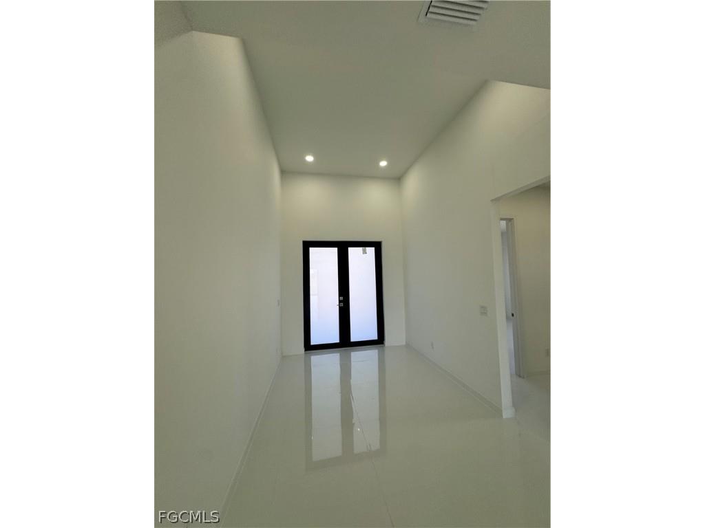 4002 NW 38th Street Cape Coral FL 33993 2025016749 image31