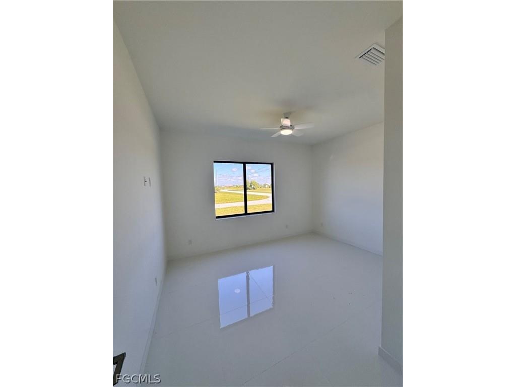 4002 NW 38th Street Cape Coral FL 33993 2025016749 image35