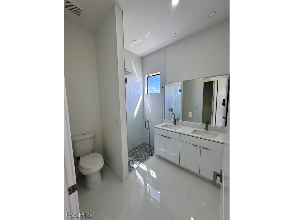 4002 NW 38th Street Cape Coral FL 33993 2025016749 image49