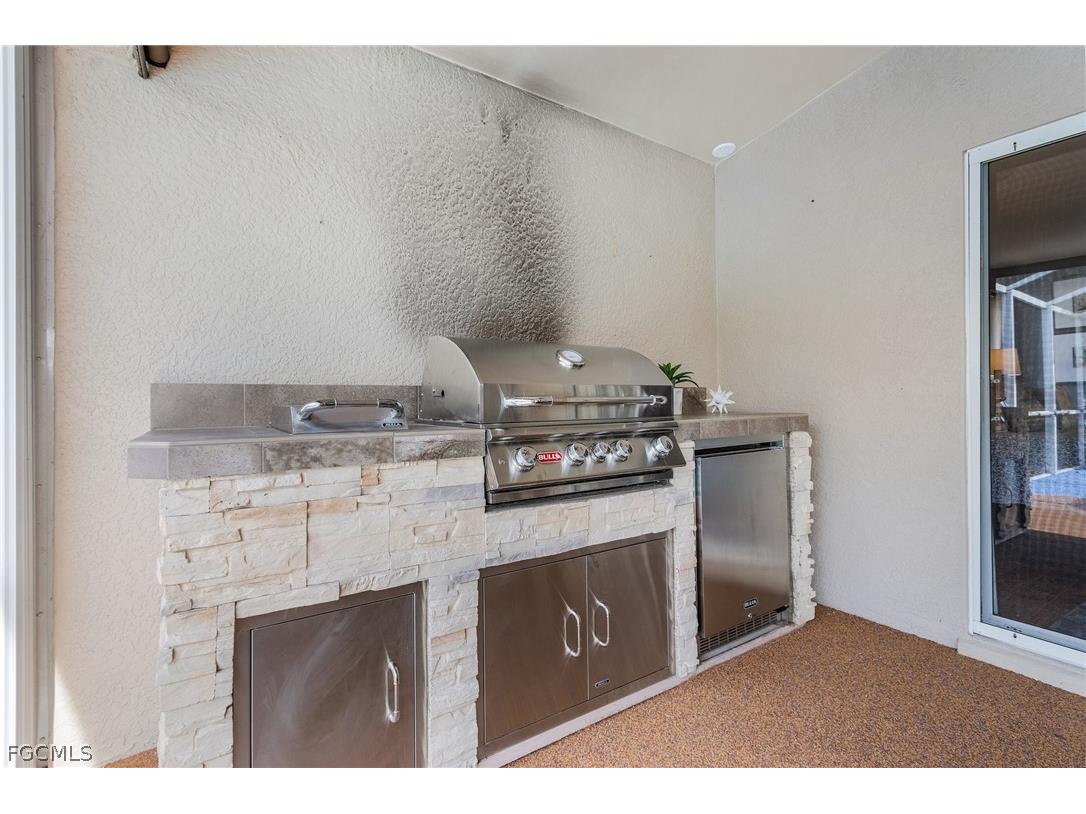 4002 Oasis Boulevard Cape Coral FL 33914 2026011583 image23