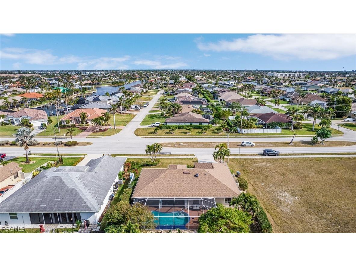 4002 Oasis Boulevard Cape Coral FL 33914 2026011583 image35