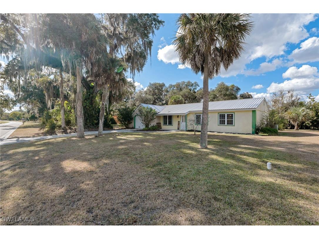 4003 S Edgewater Circle Labelle FL 33935 226001292 image2