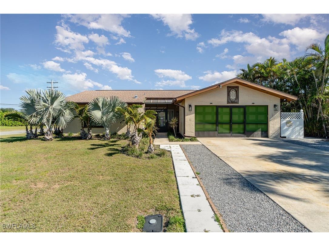4003 SE 1st Court Cape Coral FL 33904 225002969 image1