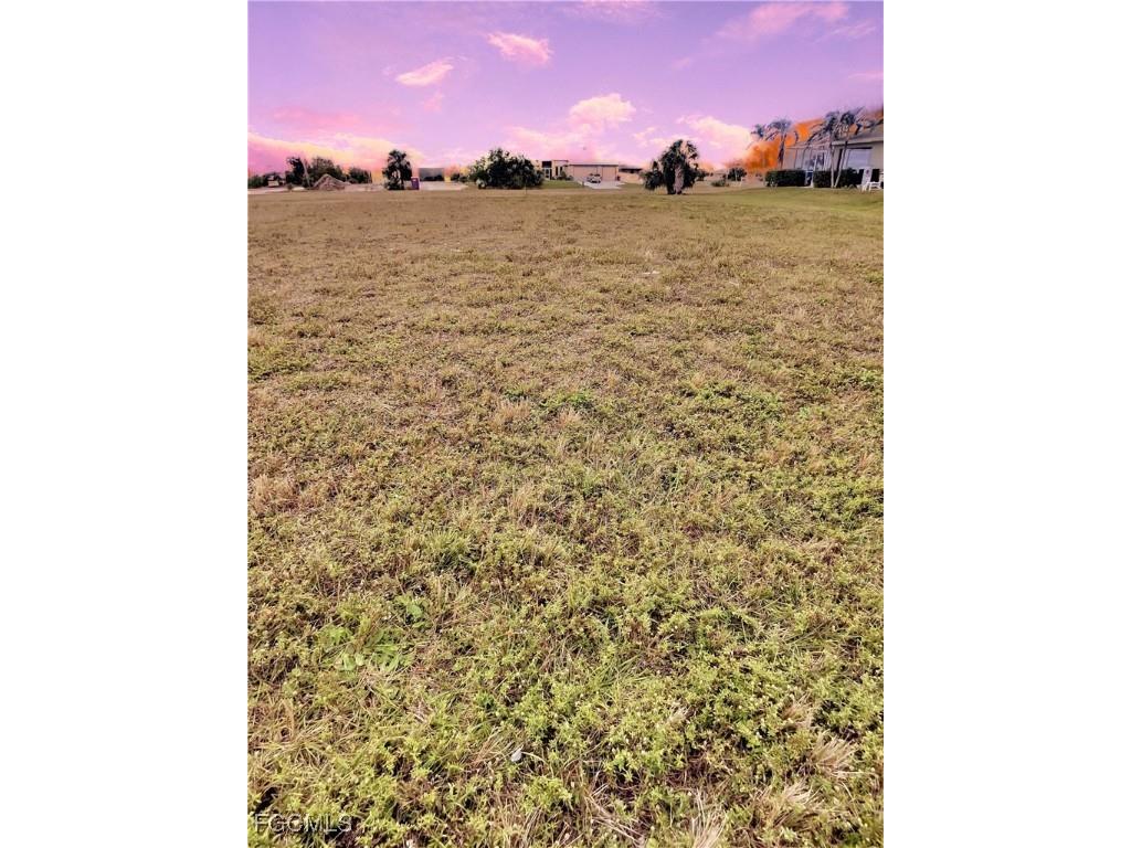 4004 NW 38th Terrace Cape Coral FL 33993 2025021909 image7