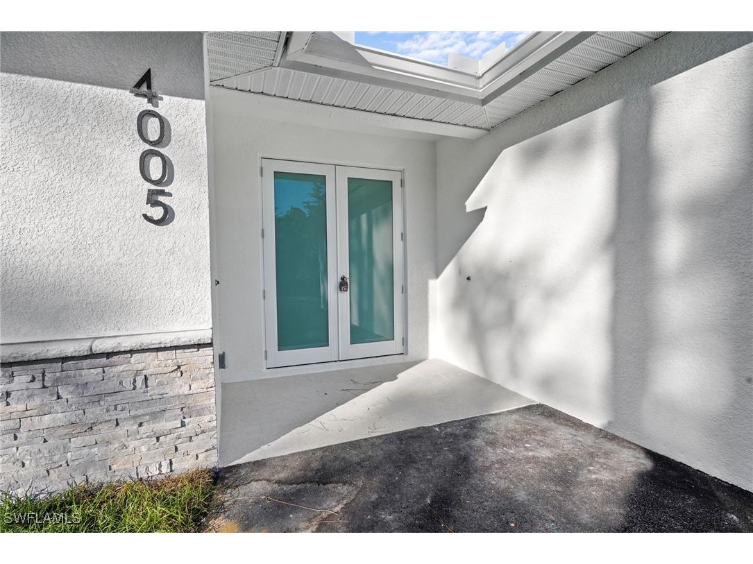 4005 12th Avenue NE Naples FL 34120 225063995 image2