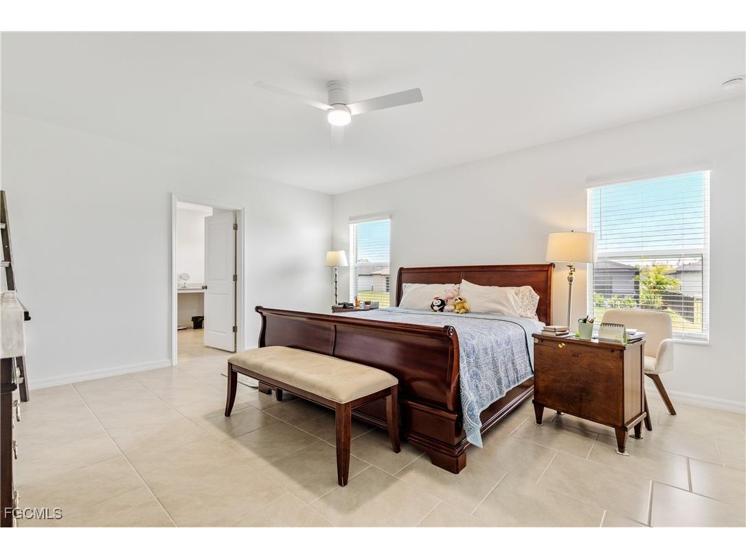 4005 Cavassa Court North Fort Myers FL 33917 2025022349 image10